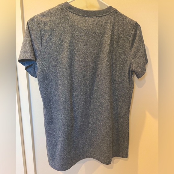 Nike basic Dri-Fit tee - Picture 2 of 2